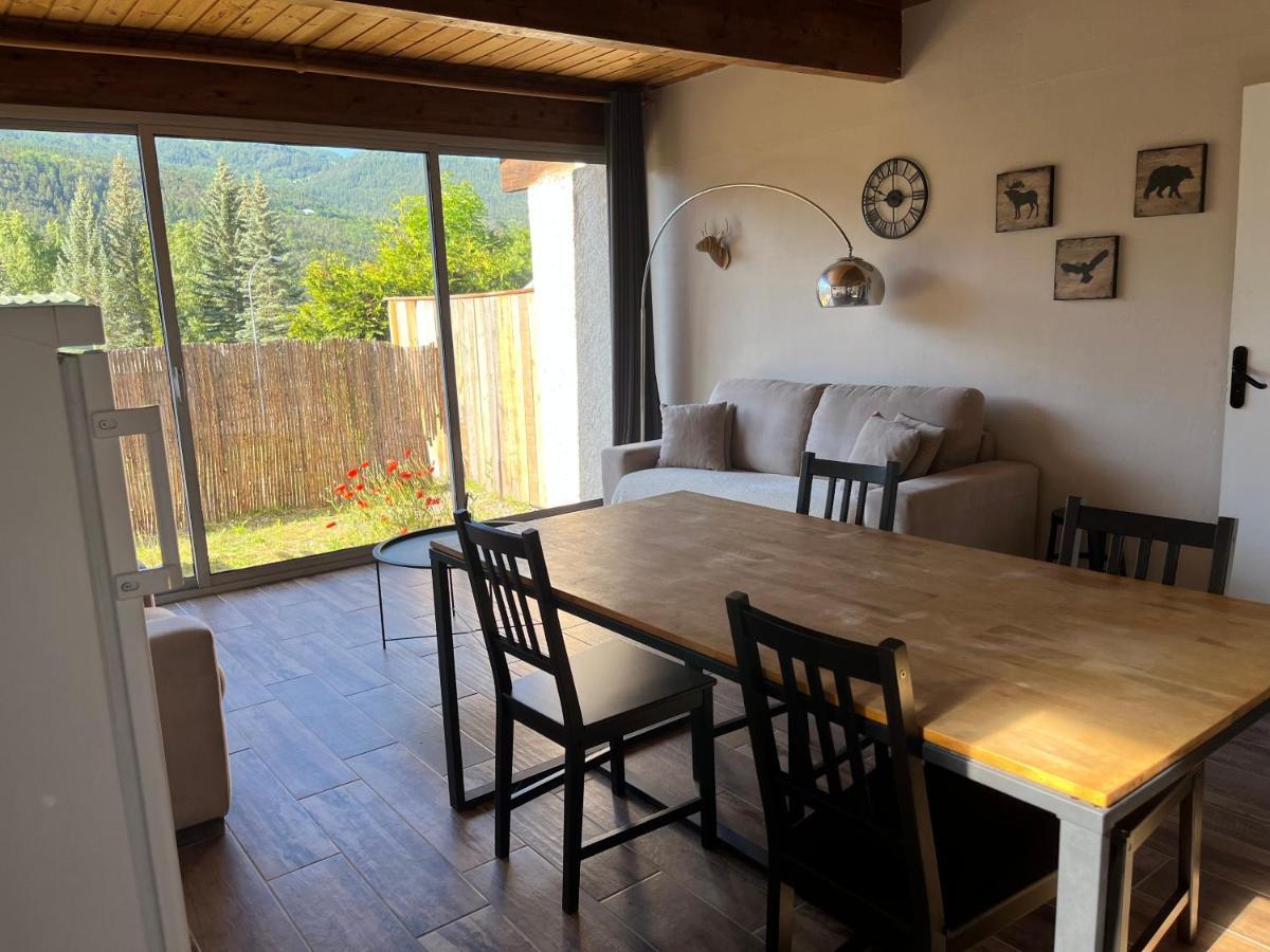 Barcelonnette Location Avec Jardinアパートメント エクステリア 写真